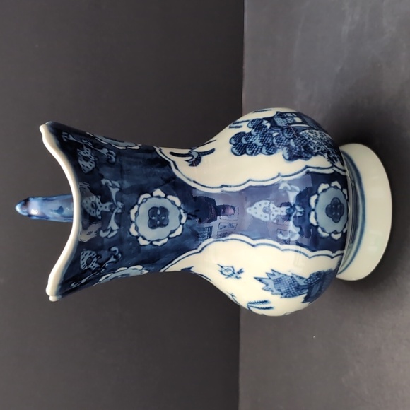 Antique Chinese Qianlong Flow Blue Porcelain/Pottery Mini Pitcher. - Picture 2 of 9